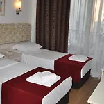 Almena 3* Μαρμαρίς
