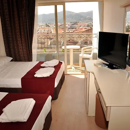 Almena Hotel