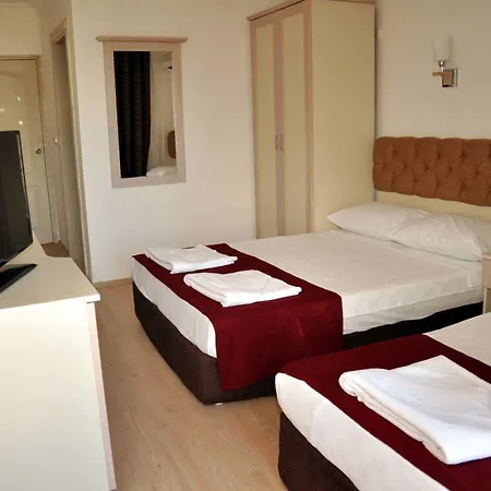 Hotel Almena 3*