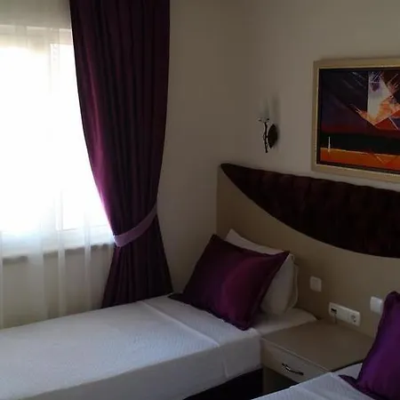Hotel Almena