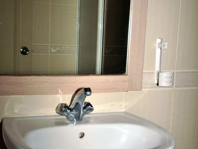 Almena Отель 3*