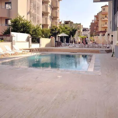 ホテル Almena マルマリス